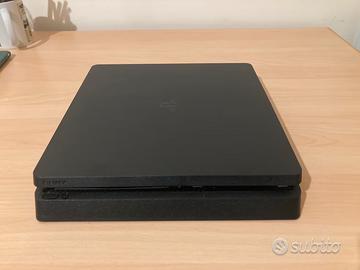 PLAYSTATION 4    500 gb