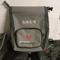 Borsone da portapacchi e marsupio..chiusura stagna