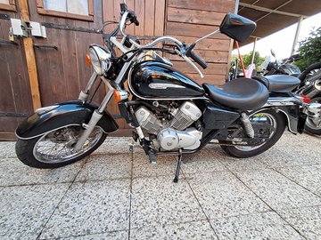 Honda Shadow Vt125