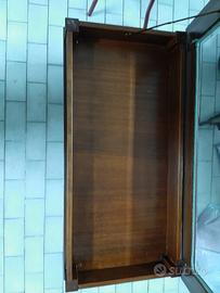 Tavolino da soggiorno con vetro