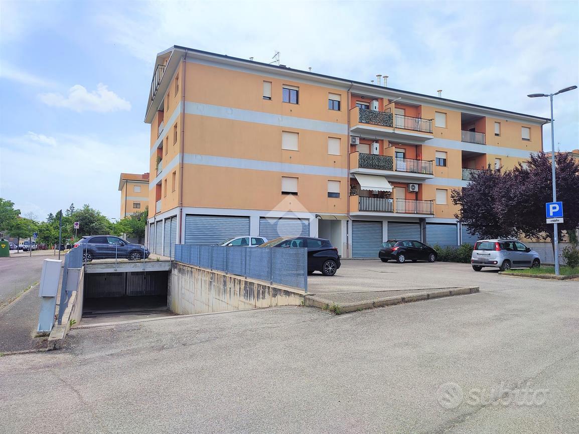 NEGOZIO A PERUGIA - Vista 2