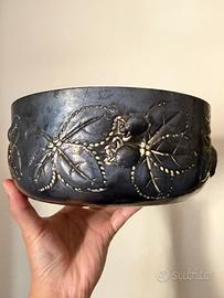 Ciotola vintage argentata con uva a rilievo 18cm