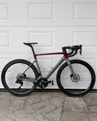FOCUS IZALCO MAX 8.9 CARBON TG. M 54/56