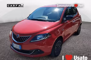 Lancia Ypsilon NUOVA My23 1.0 Firefly 70 CvSt...
