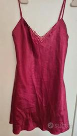 camiccia di notte in raso rosso borgogna taglia 1