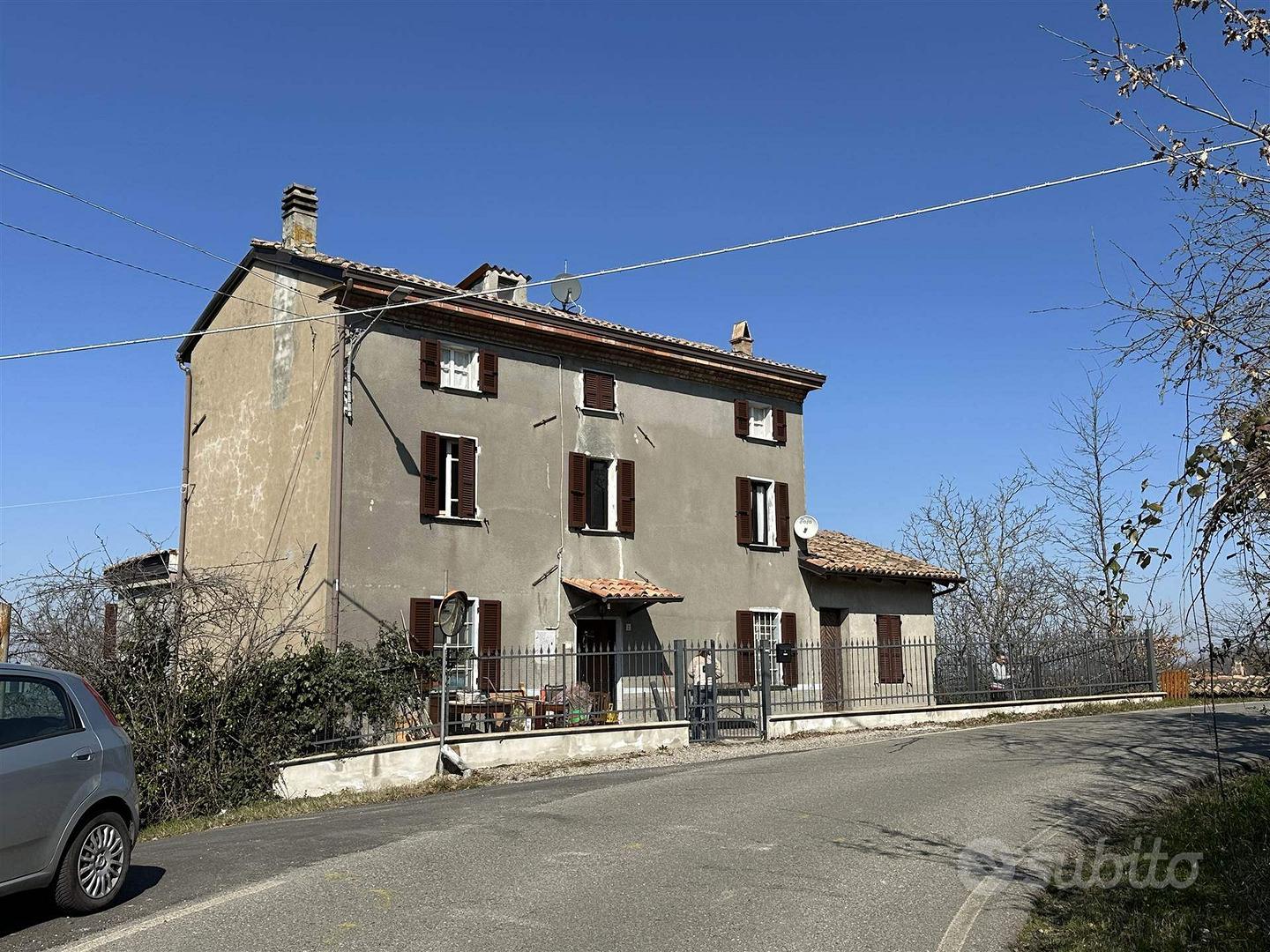 Rif.2460RC78056| rustico gropparello - Vista 2