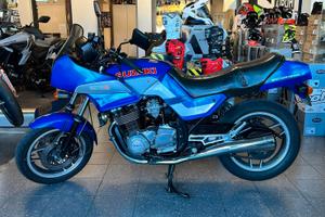 Suzuki GSX 750 S