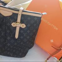 Bella borsa e portafoglio