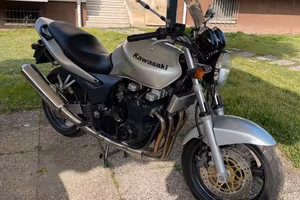 Kawasaki ZR-7 (2001) – Soli 54.800 km