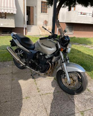 Kawasaki ZR-7 (2001) – Soli 54.800 km