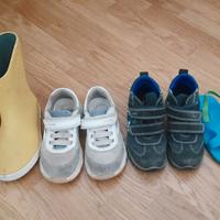 Scarpe Primigi bambini nr 28 e ciabatte e stivali