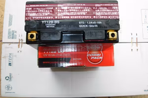 Batteria Moto YUASA YT12B-BS 12V 10.5Ah 210A - NUO