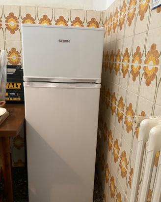 Frigorifero con freezer Sekom – Libera installazio