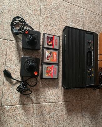 Console Atari 2600 + 2 Joystick + 3 Giochi
