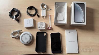 Iphone XR 128 GB con accessori vari