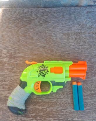 Pistola zombie doublestrike nerf
