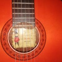 chitarra acustica