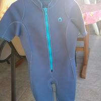 Muta ragazzo isolante