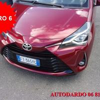 TOYOTA Yaris 1.5 5 porte LOUNGE