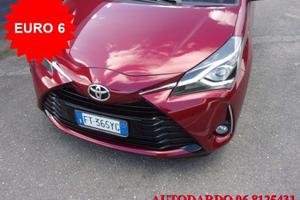 TOYOTA Yaris 1.5 5 porte LOUNGE