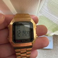 Orologio casio color oro