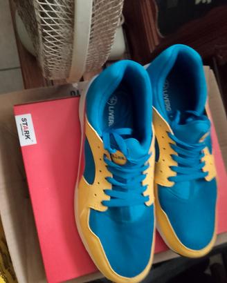 scarpe e scarponcini da neve 