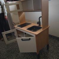 Cucina in legno per bambini