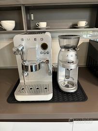 Macchina caffè Smeg EMCO2 e macinacaffè