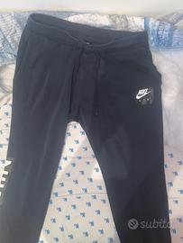 Pantaloni Nike