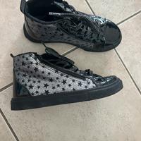 Scarpe con brillantini bambina