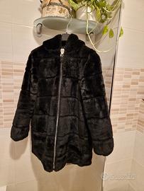 Giubbotto con cappuccio 