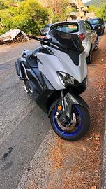 Tmax 560