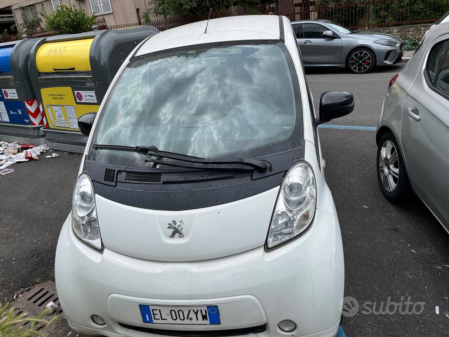 Peugeot Ion 2012 photo 2