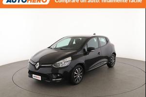 RENAULT Clio YK82343