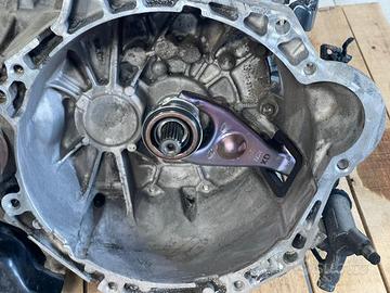 CAMBIO MANUALE COMPLETO KIA Cee'd 1Â° Serie G4FA G