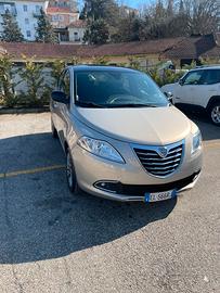 Lancia Ypsilon 1.2 69cv Gold