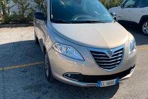 Lancia Ypsilon 1.2 69cv Gold
