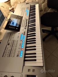 tastiera tyros5 76tasti 