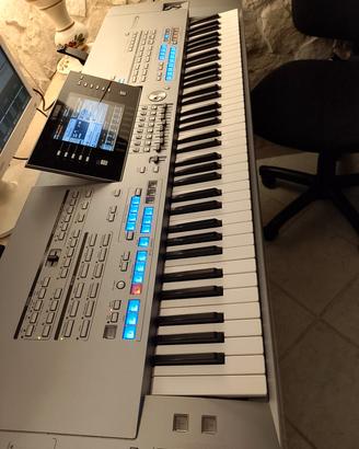 tastiera tyros5 76tasti 