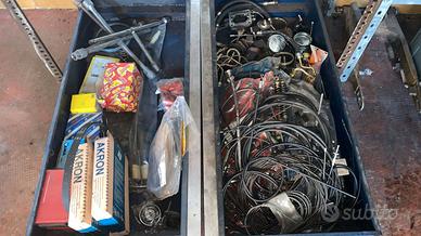 ACCESSORI AUTO E MOTO  ANTICHE