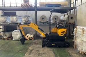 Escavatore 2026 13 q 20cv
