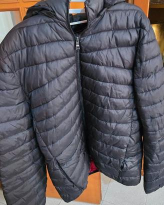 Piumino nero con cappuccio, taglia XXL