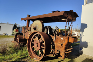 Rullo stradale con propulsore a caldaia