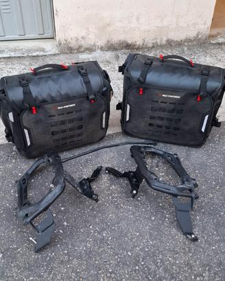 borse+ telai SW-MOTECH per kove800