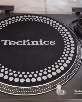 Technics 1210 MK2