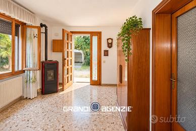Mogliano Veneto - Schiera di Testa con Giardino