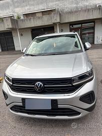 Volkswagen T-Cross 1.0 TSI 95 CV ; 5.500 km