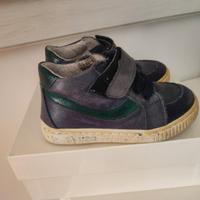 scarpe ginnastica con strappo bambino