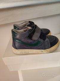 scarpe ginnastica con strappo bambino