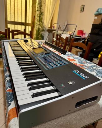 Ketron Event 76 tasti